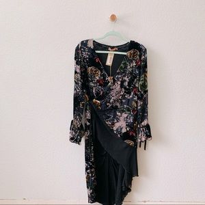 NWT Brontë Gigi Wrap Tunic